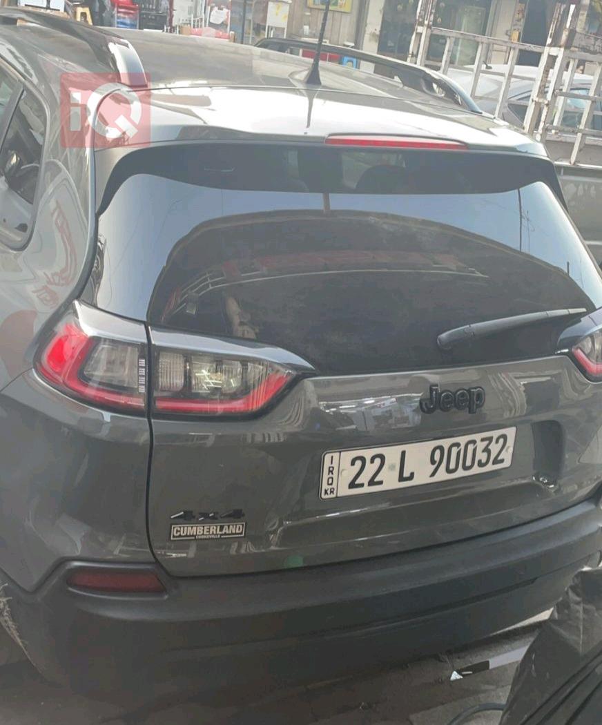 جیپ شیرۆکی
